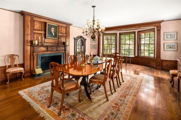 Chandelier, Dining room, Fireplace, Interior, Wood Texture Flooring