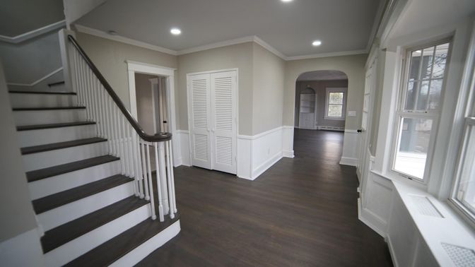 Interior, Recessed Lighting, Wood Texture Flooring