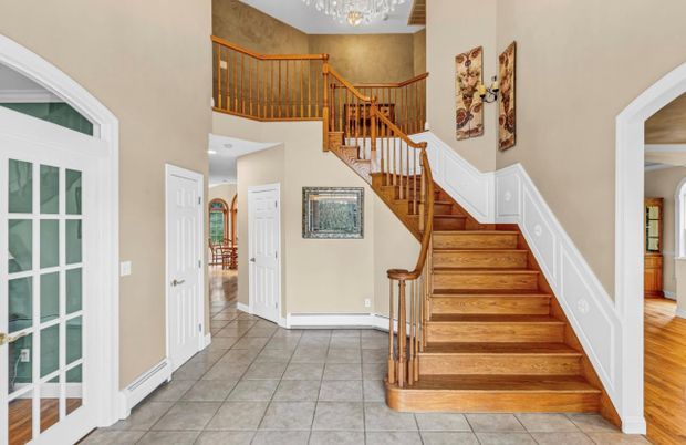 Chandelier, Interior, Recessed Lighting