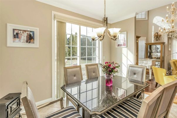 Chandelier, Dining room, Interior, Pendant Lights