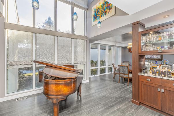 Dining room, Interior, Pendant Lights, Piano, Recessed Lighting, Wood Texture Flooring