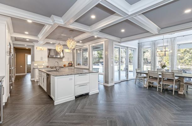 Chandelier, Dining room, Interior, Kitchen, Pendant Lights, Recessed Lighting, Stainless Steel Appliances, Wood Texture Flooring