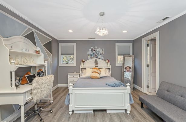 Bedroom, Chandelier, Home Office, Interior, Recessed Lighting, Wood Texture Flooring