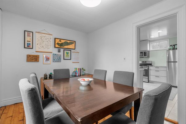 Dining room, Interior, Kitchen, Stainless Steel Appliances, Wood Texture Flooring
