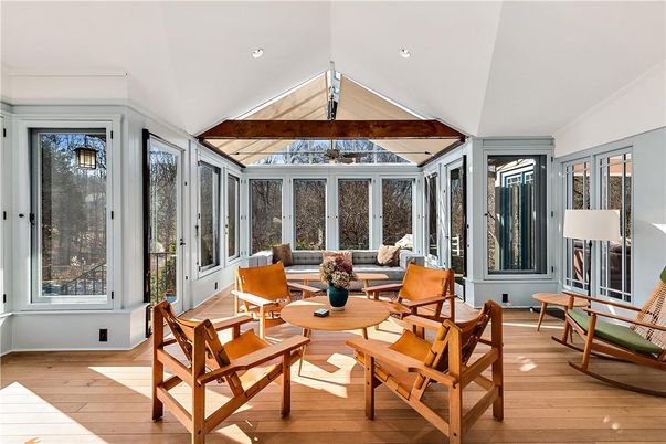 Interior, Living room, Recessed Lighting, Sun Room, Wood Texture Flooring