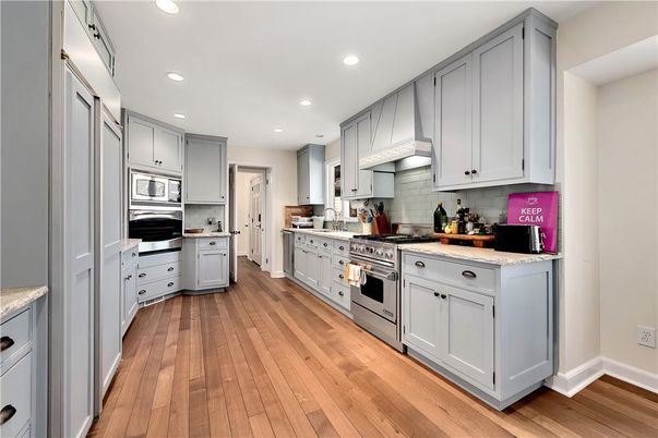 Interior, Kitchen, Recessed Lighting, Stainless Steel Appliances, Wood Texture Flooring