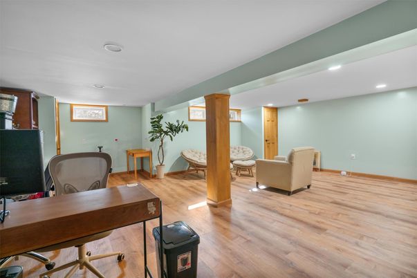 Home Office, Interior, Recessed Lighting, Wood Texture Flooring