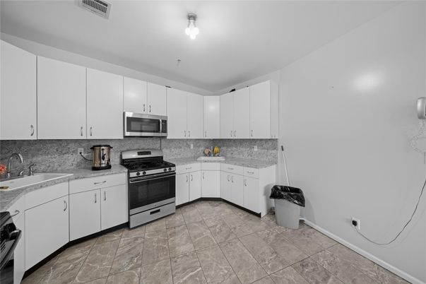 Interior, Kitchen, Stainless Steel Appliances