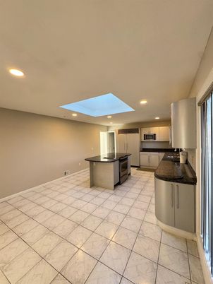 Interior, Kitchen, Marble, Recessed Lighting