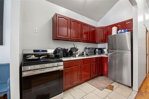 Interior, Kitchen, Stainless Steel Appliances