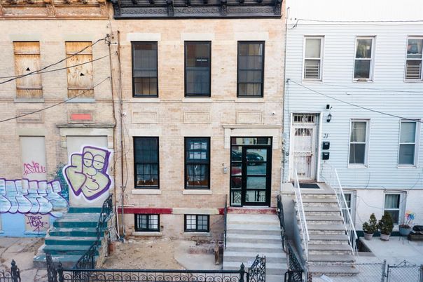 Exterior, Facade, Brick Facade, Rowhouse