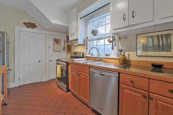 Interior, Kitchen, Stainless Steel Appliances