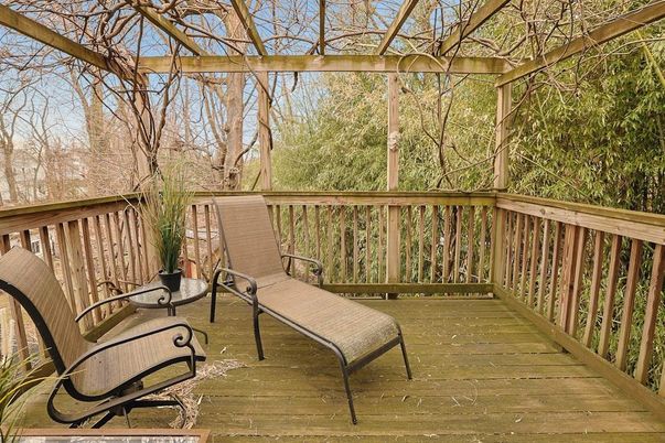 Exterior, Wood Texture Flooring