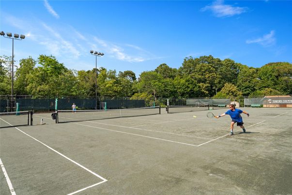 Exterior, Tennis Courts