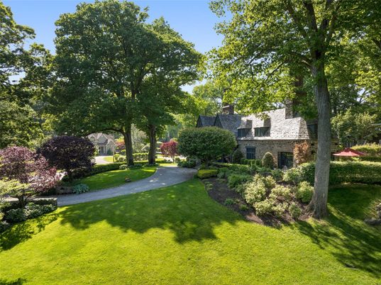 Backyard, Exterior, Facade, Brick Facade, None