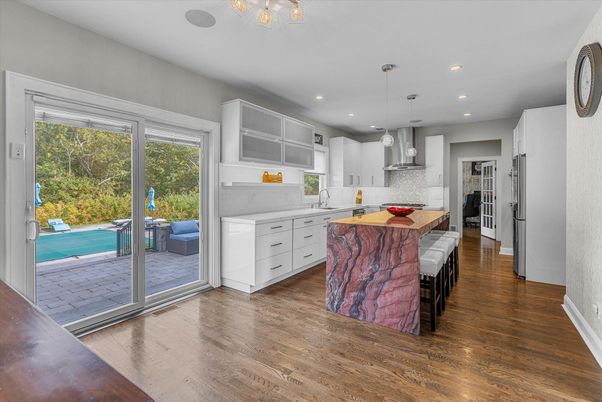 Dining room, Interior, Kitchen, Pendant Lights, Recessed Lighting, Wood Texture Flooring