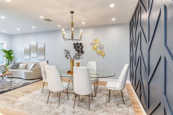 Dining room, Interior, Living room, Pendant Lights, Recessed Lighting, Wood Texture Flooring