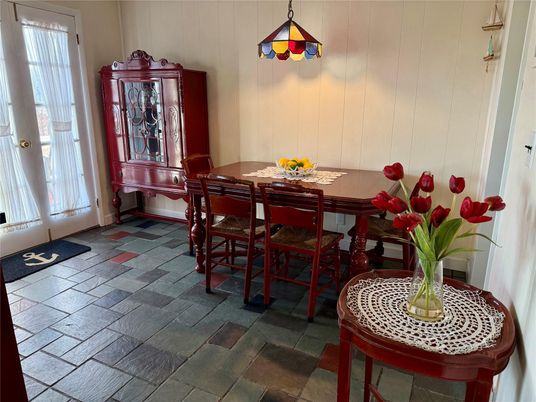 Dining room, Interior, Pendant Lights