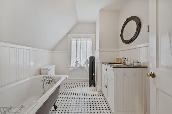 Bathroom, Free Standing Baths, Interior
