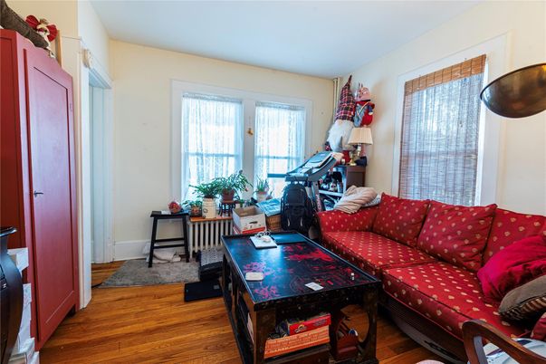 Fitness Equipment, Interior, Living room, Wood Texture Flooring