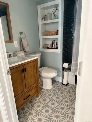 Bathroom, Interior