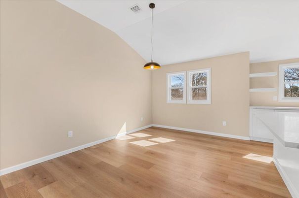 Empty room, Interior, Pendant Lights, Wood Texture Flooring