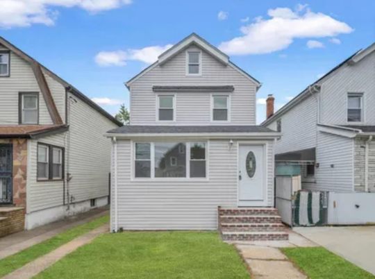 Backyard, Exterior, Facade, Rowhouse