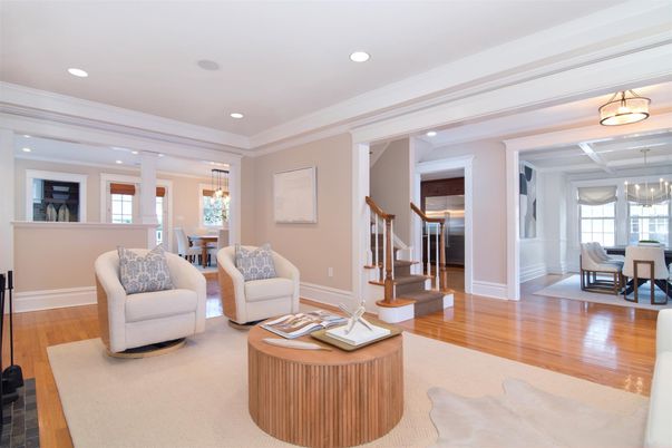 Chandelier, Dining room, Interior, Living room, Pendant Lights, Recessed Lighting, Wood Texture Flooring