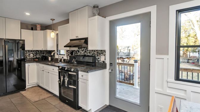 Interior, Kitchen, Pendant Lights, Recessed Lighting