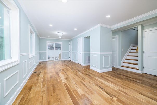 Empty room, Interior, Recessed Lighting, Wood Texture Flooring