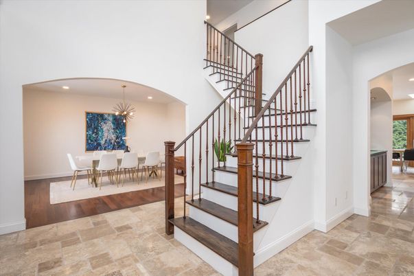 Chandelier, Dining room, Interior, Recessed Lighting, Wood Texture Flooring