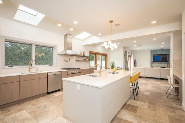Interior, Kitchen, Living room, Pendant Lights, Recessed Lighting, Stainless Steel Appliances