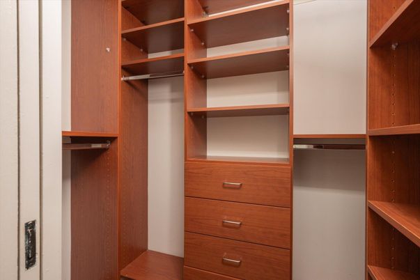 Interior, Walk-in Closets
