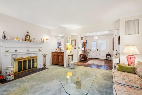 Fireplace, Interior, Pendant Lights