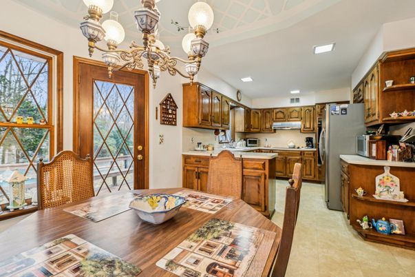 Chandelier, Dining room, Interior, Kitchen, Recessed Lighting