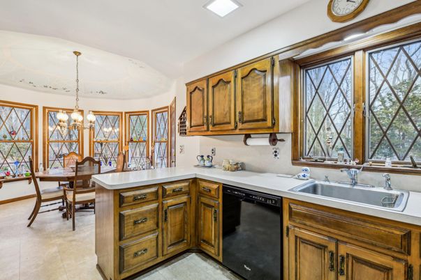 Chandelier, Dining room, Interior, Kitchen, Recessed Lighting