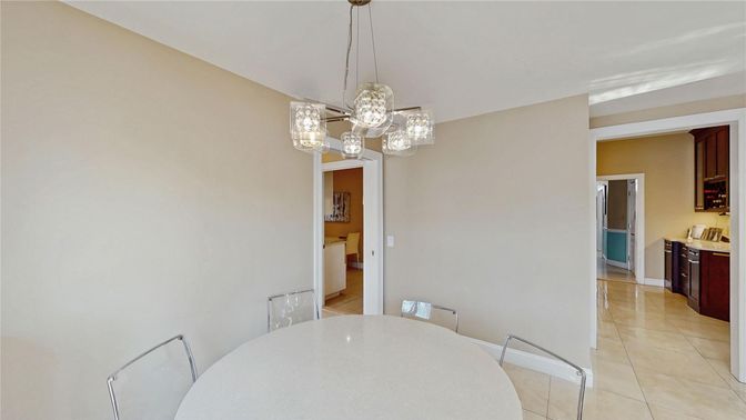 Dining room, Interior, Pendant Lights