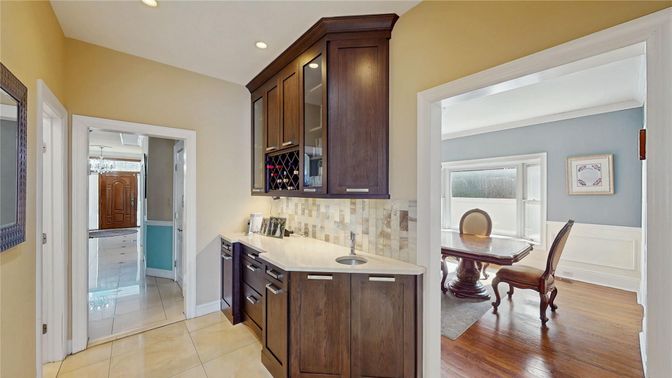 Dining room, Interior, Kitchen, Recessed Lighting, Wood Texture Flooring