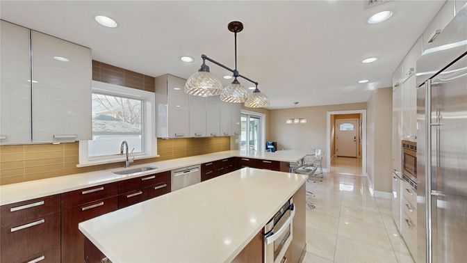 Interior, Kitchen, Pendant Lights, Recessed Lighting, Stainless Steel Appliances