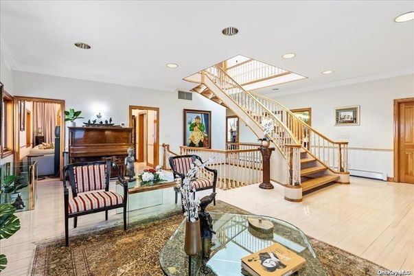 Interior, Piano, Recessed Lighting, Wood Texture Flooring