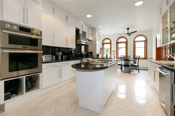 Dining room, Interior, Kitchen, Recessed Lighting, Stainless Steel Appliances