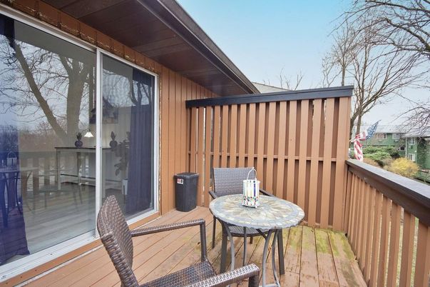 Exterior, Wood Texture Flooring