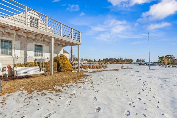Backyard, Exterior, Water