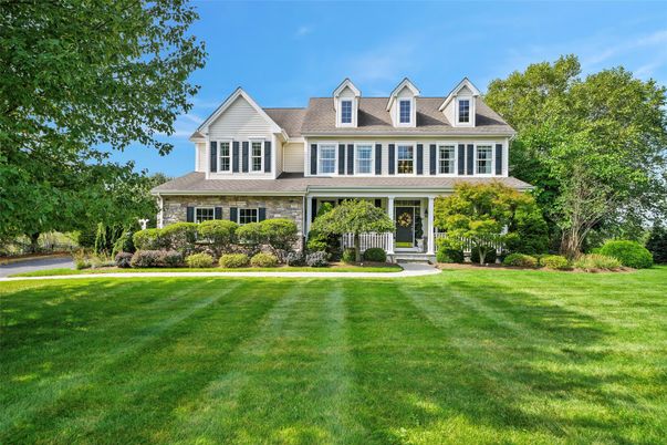 Backyard, Exterior, Facade, Farmhouse