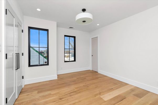 Empty room, Interior, Pendant Lights, Recessed Lighting, Wood Texture Flooring