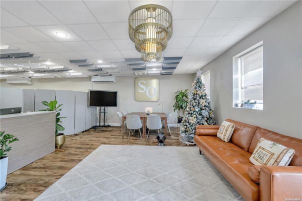 Chandelier, Dining room, Interior, Living room, Recessed Lighting, Wood Texture Flooring