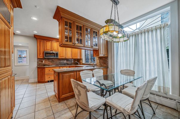 Dining room, Interior, Kitchen, Pendant Lights, Recessed Lighting