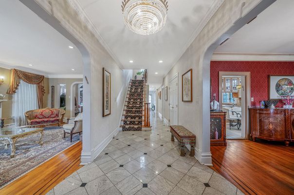 Chandelier, Interior, Recessed Lighting, Wood Texture Flooring