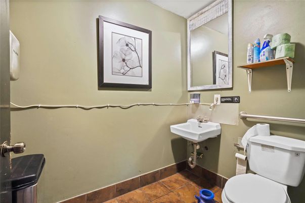 Bathroom, Interior
