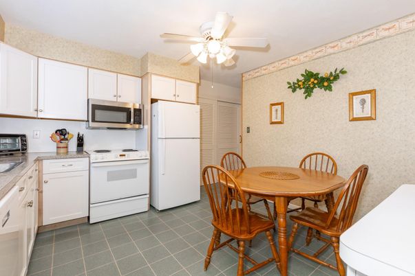 Dining room, Interior, Kitchen